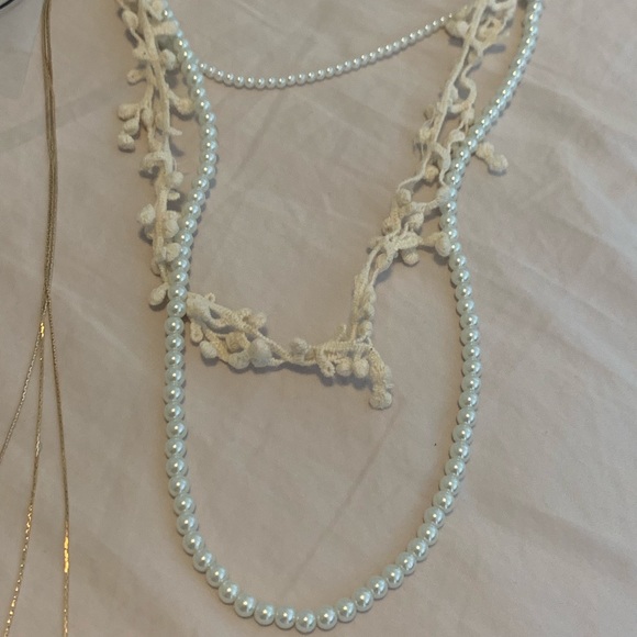 Brand new pearl & stacked gold color necklaces - Picture 4 of 5